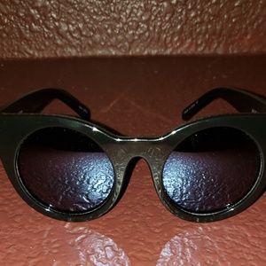 Quay Sunglasses